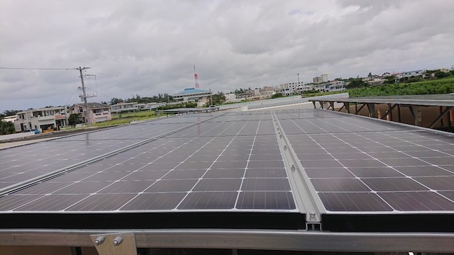 太陽光発電　　宮古島市施工写真2